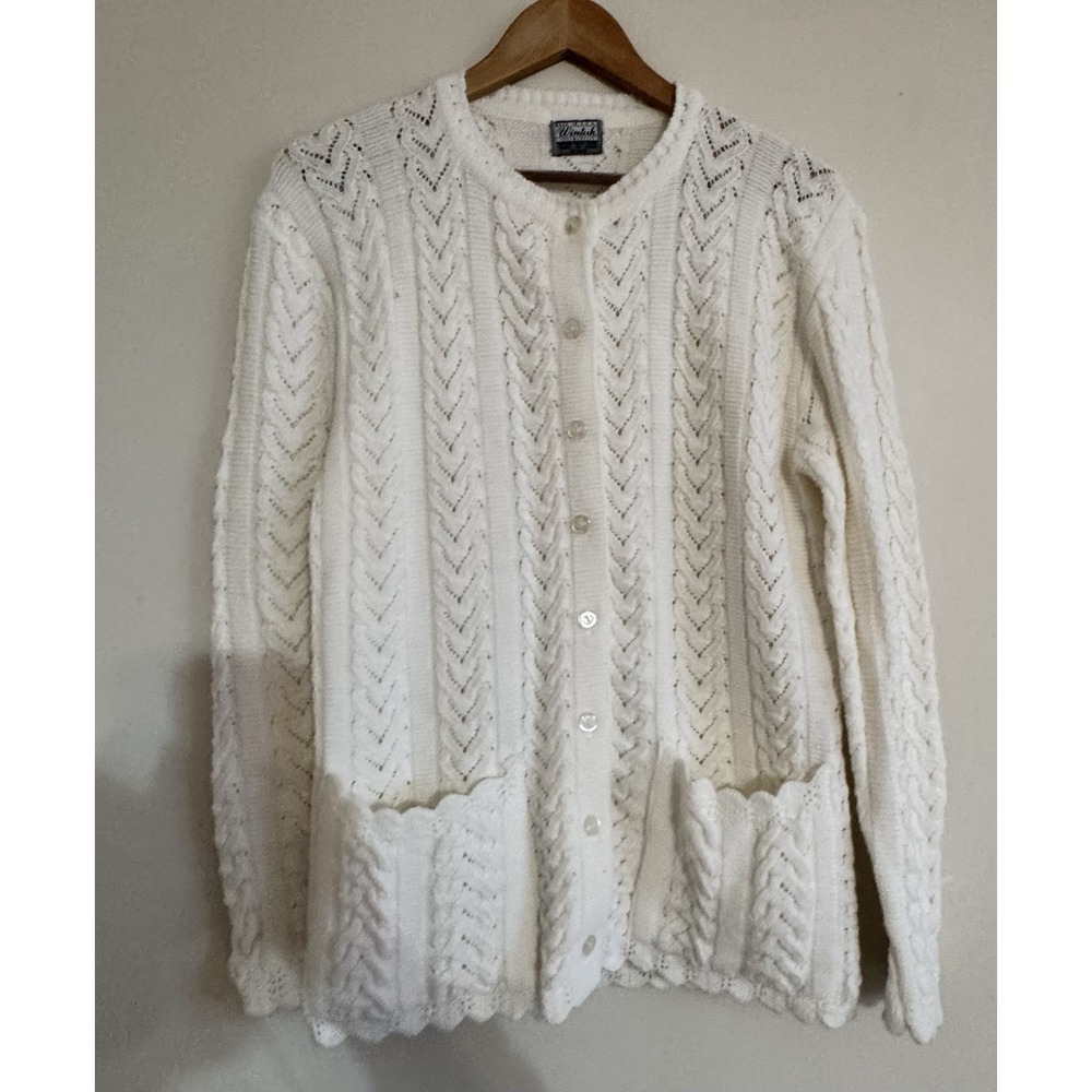Grandma Vintage Nineties 90s Cardigan Knit Crochet Granny Core Wintuck U.S Made